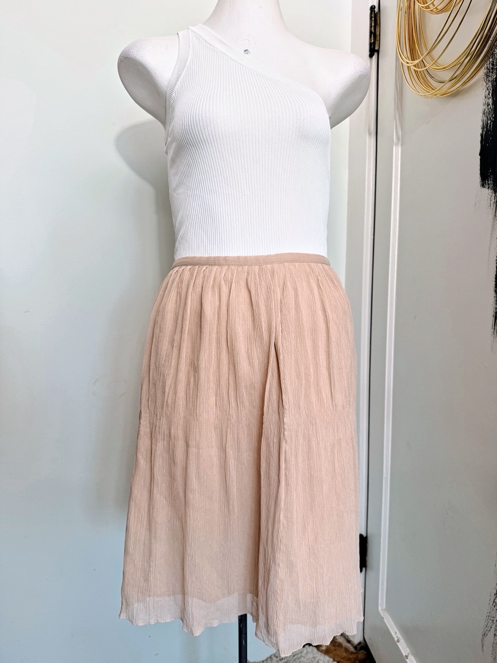 Body by Victoria Silk Skirt Size 2 Blush Pink Pleated Flowy Midi Y2K